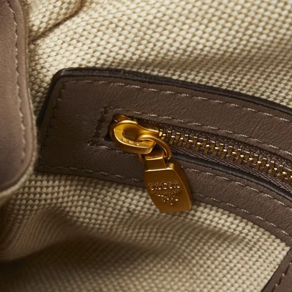 MCM Leather Handbag Leather Handbag in Good condition - Picture 8 of 11